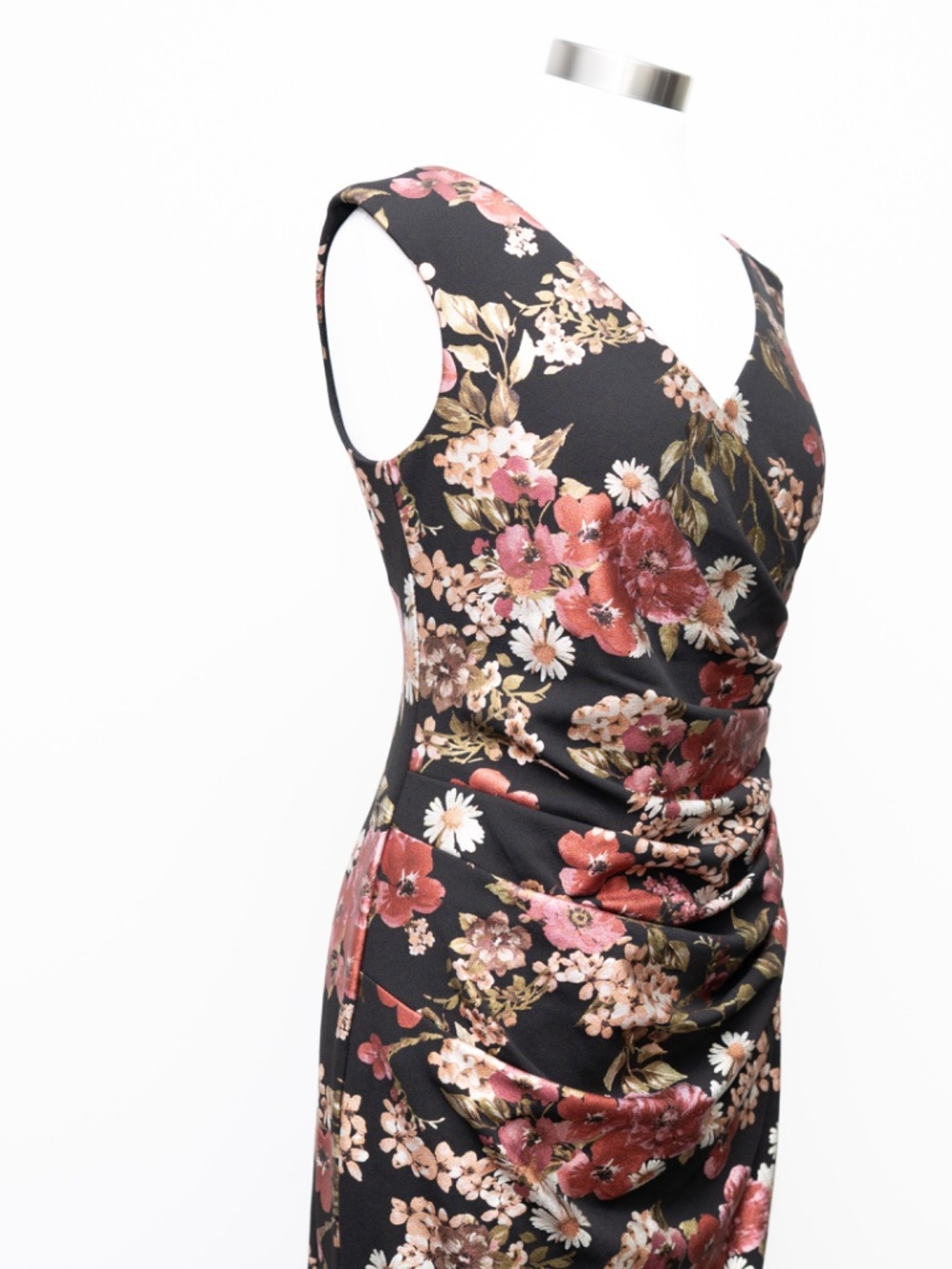 Floral V-Neck Black Maxi Dress with Rose Print - Picture 7 of 13